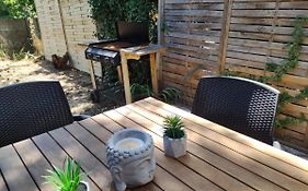 Maisonnette En Residence Avec Piscine Et Tennis
