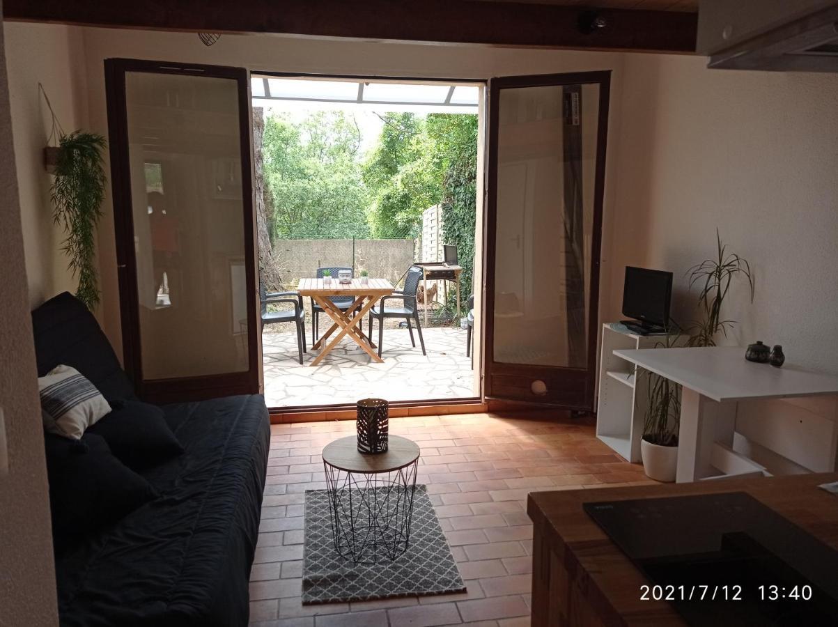 Maisonnette En Residence Avec Piscine Et Tennis Saint-Vallier-de-Thiey Exterior foto